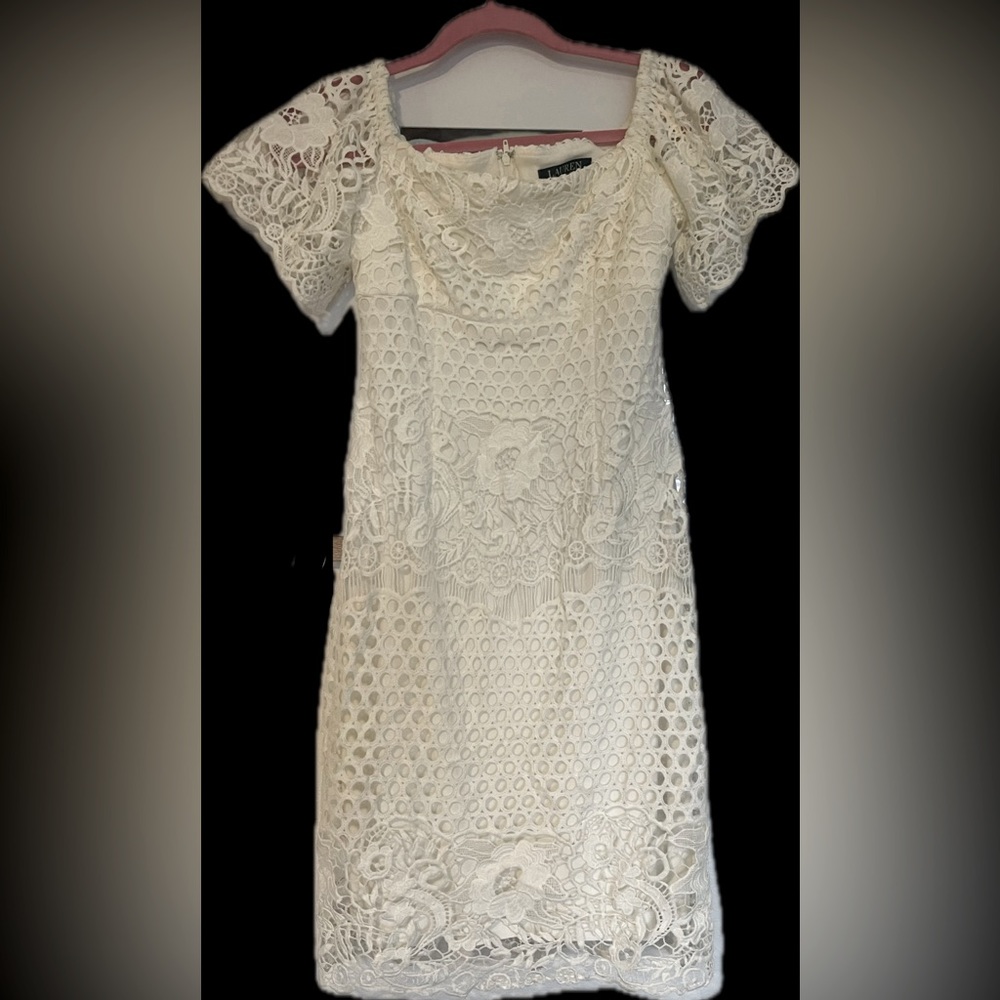 White/Ivory lace dress. Ralph Laure 2p.